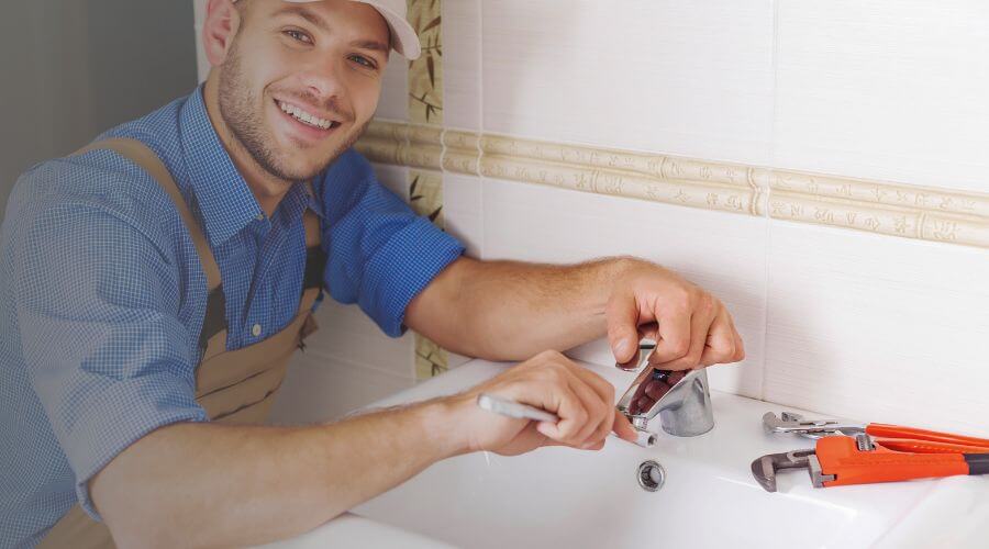 Leak Detection in Roann, IN